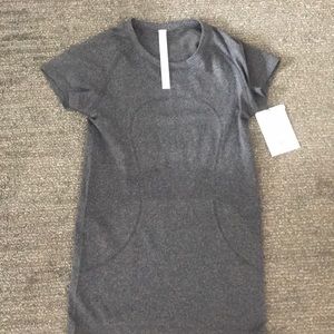 Brand New Lululemon Swiftly Tech t-shirt